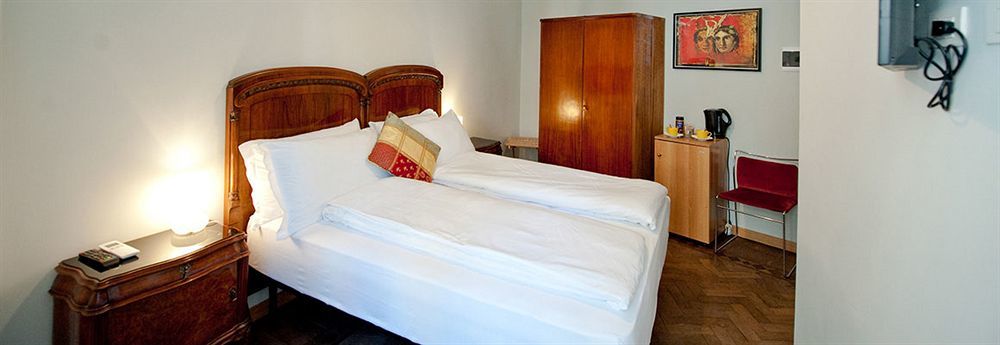 Cassiodoro19 Hotel Rome Bagian luar foto