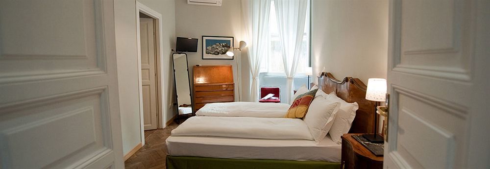 Cassiodoro19 Hotel Rome Bagian luar foto